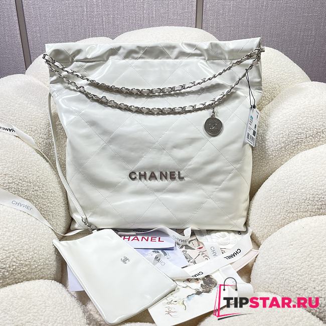 Chanel 22 Large Handbag White Calfskin AS3262 Size 48x45x10 cm - 1