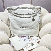 Chanel 22 Large Handbag White Calfskin AS3262 Size 48x45x10 cm - 1