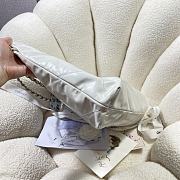 Chanel 22 Medium Handbag White Calfskin AS3261 Size 39x42x8 cm - 3