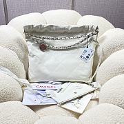 Chanel 22 Medium Handbag White Calfskin AS3261 Size 39x42x8 cm - 6