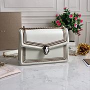 Bvlgari Serpenti Diamond Blast Shoulder Bag White 287465 size 24 cm - 1