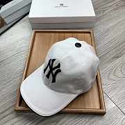 NY Yankees Hat White - 4