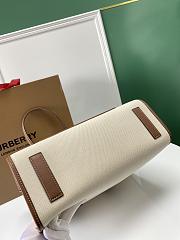 Burberry Two-tone Small Freya Tote Natural/Tan Size 33cm - 2