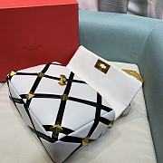 Valentino Garavani Large Roman Stud White/Black 30x20x12 cm - 2