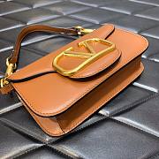 Valentino Locò Small Shoulder Bag In Brown Calfskin 20x11x5 cm - 6