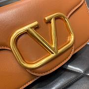 Valentino Locò Small Shoulder Bag In Brown Calfskin 20x11x5 cm - 3