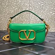 Valentino Locò Small Shoulder Bag In Green Calfskin 20x11x5 cm - 1