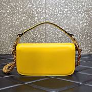 Valentino Locò Small Shoulder Bag In Yellow Calfskin 20x11x5 cm - 2