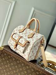 LV SPEEDY BANDOULIÈRE 25 Beige Monogram M20919 - 6