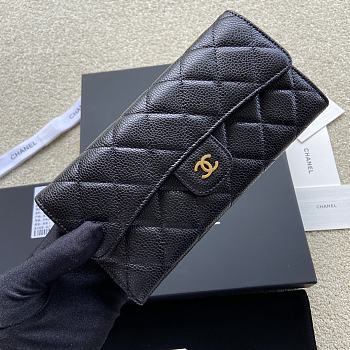 Chanel Classic Flap Wallet Golden Hardware A80758 Size 19×10.5×3 cm