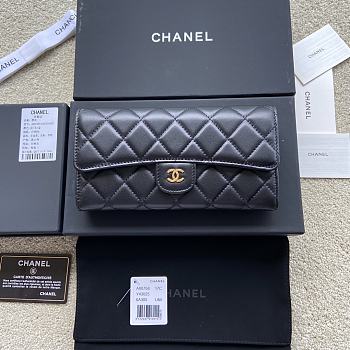 Chanel Classic Long Flap Wallet Smooth Leather Golden Hardware A80758 19 cm