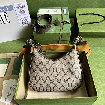 Gucci Attache Small Shoulder Bag GG Supreme Canvas Green 699409 23cm