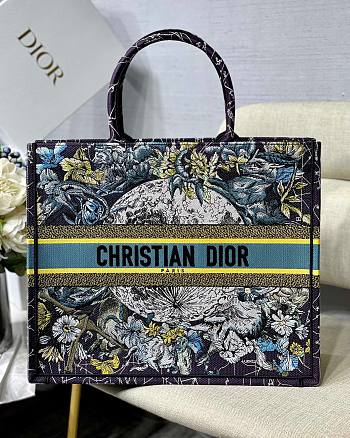 Dior Large Book Tote Blue Multicolor Constellation Embroidery M1286 41.5 cm