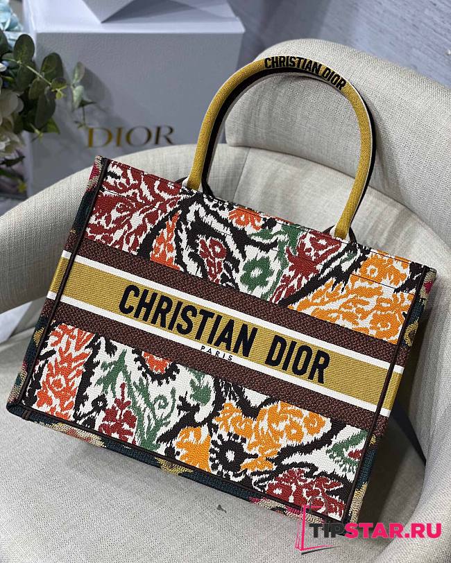 Dior Small Book Tote Paisley Brown Embroidery M1296 Size 36.5 cm - 1