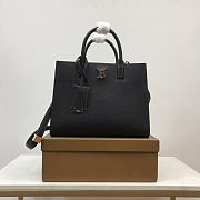 Burberry Mini Leather Frances Bag Black Size 27 x 11 x 20 cm - 1