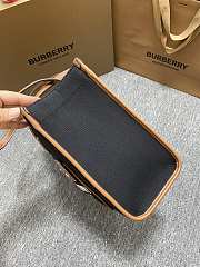 Burberry Two-tone Small Freya Tote Black/Tan 33 x 12.5 x26cm - 4