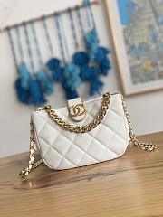 Chanel Small Hobo White Lambskin Bag Size 12.5x19x6.5 cm - 1