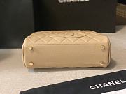Chanel Yellow Quilted Caviar Small CC Bowling Bag AS3034 Size 25x14x9 cm - 4