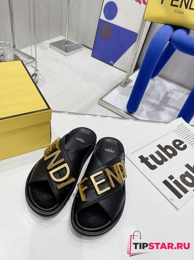 Fendi Slippers 004 - 1