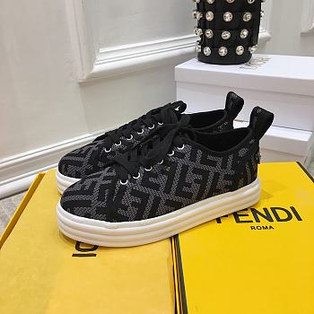 Fendi Sneakers 002