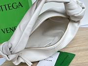 Bottega Veneta Double Knot White 629635 size 30x23x15 cm - 6