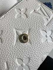 LV Rosalie Coin Purse Cream M81445 size 11 x 8 x 2.5 cm - 3