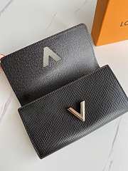 LV Twist Wallet Black size 19.0x 10.5x 2.5 cm - 6