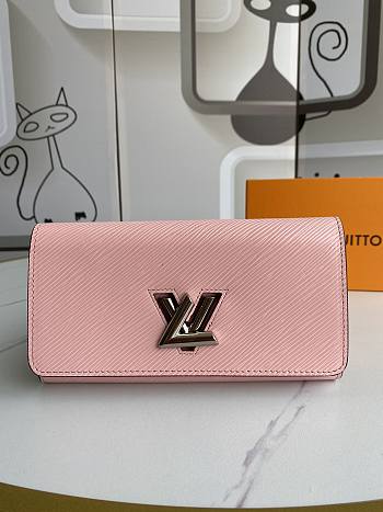 LV Twist Wallet Rose Pink size 19.0x 10.5x 2.5 cm