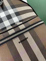 Burberry Check-pattern Backpack in Brown size 30.5x14.5x42.5 cm - 5