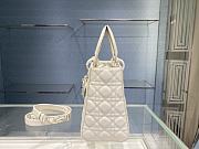 Dior Medium Lady Bag White Ultramatte M0565 size 24x20x12 cm - 5