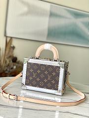 LV Petite Valise Mirror size 22.5 x 16x 11 cm - 6