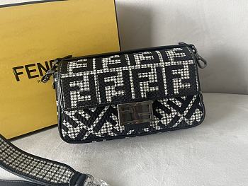 Fendi Baguette Grey Houndstooth Wool Bag With FF Embroidery 27 cm