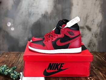 Nike Dunk High Red