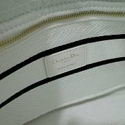 Dior Medium Lady D-Lite White Cannage Wool Embroidered size 24 cm  - 2