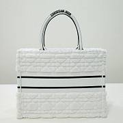 Dior Small Book Tote White Cannage Wool Embroidered size 36 cm - 5