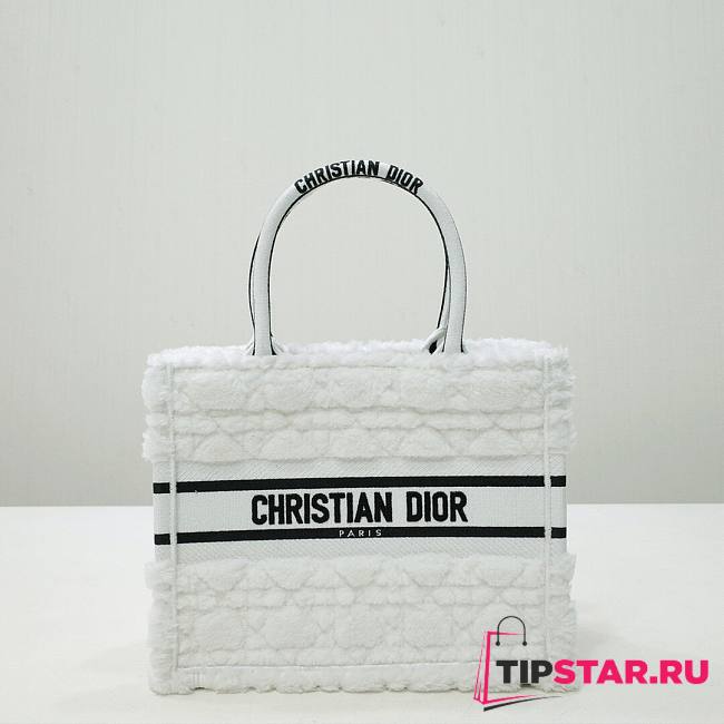 Dior Mini Book Tote White Cannage Wool Embroidered size 26 cm - 1