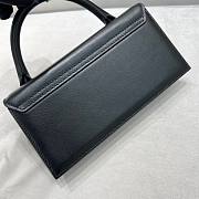 Jacquemus Le Chiquito Long Handbag Black size 21x10x6 cm - 5