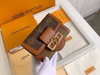 Louis Vuitton Dauphine Compact Wallet M68725 Size 12.0 x 9.5 x 3.5 cm