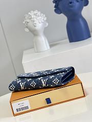 Louis Vuitton Sarah Wallet  Navy Blue M81183 Size 19 x 10.5 x 2cm - 4