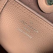 Louis Vuitton Pink Mahina M53188 Size 35x40x17 cm - 2