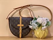  Louis Vuitton GM Monogram Canvas Shoulder M51233 Size 24×22×7 cm - 1