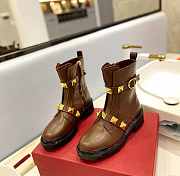 Valentino Garavani Roman Stud leather brown boots - 1