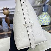  Louis Vuitton CarryAll PM Monogram Empreinte Cream 68123192 Size 30 x 24 x 12 cm - 4