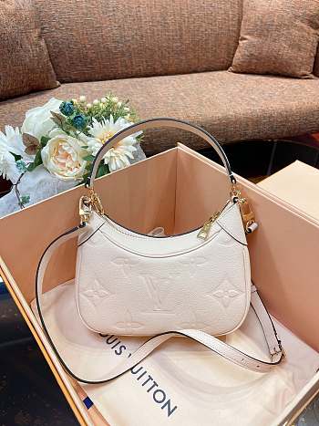 Louis Vuitton Bagatelle Cream M46099 Size 22x14x9 cm