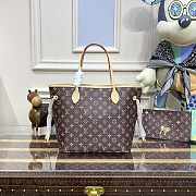 Louis Vuitton Neverfull MM Puppy  Size 32 x 29 x 17 cm - 6