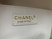 Chanel Boy Bag Latest Bag White 67086 Size 25cm - 2