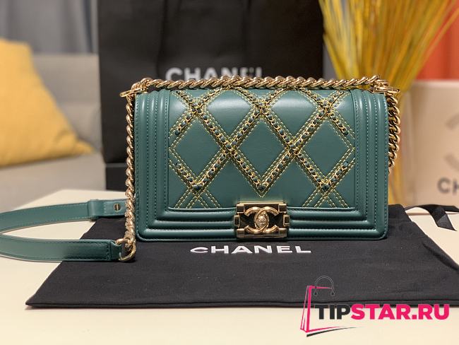 Chanel Boy Bag Latest Bag Green 67086 Size 25cm - 1