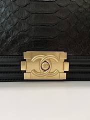 Chanel Boy Flap Bag Python Old Medium Black 67086 Size 25×16×9cm - 3