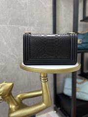 Chanel Boy Flap Bag Python Old Medium Black 67086 Size 25×16×9cm - 6
