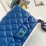 Chanel Flap Mini Blue Size 17 cm - 6